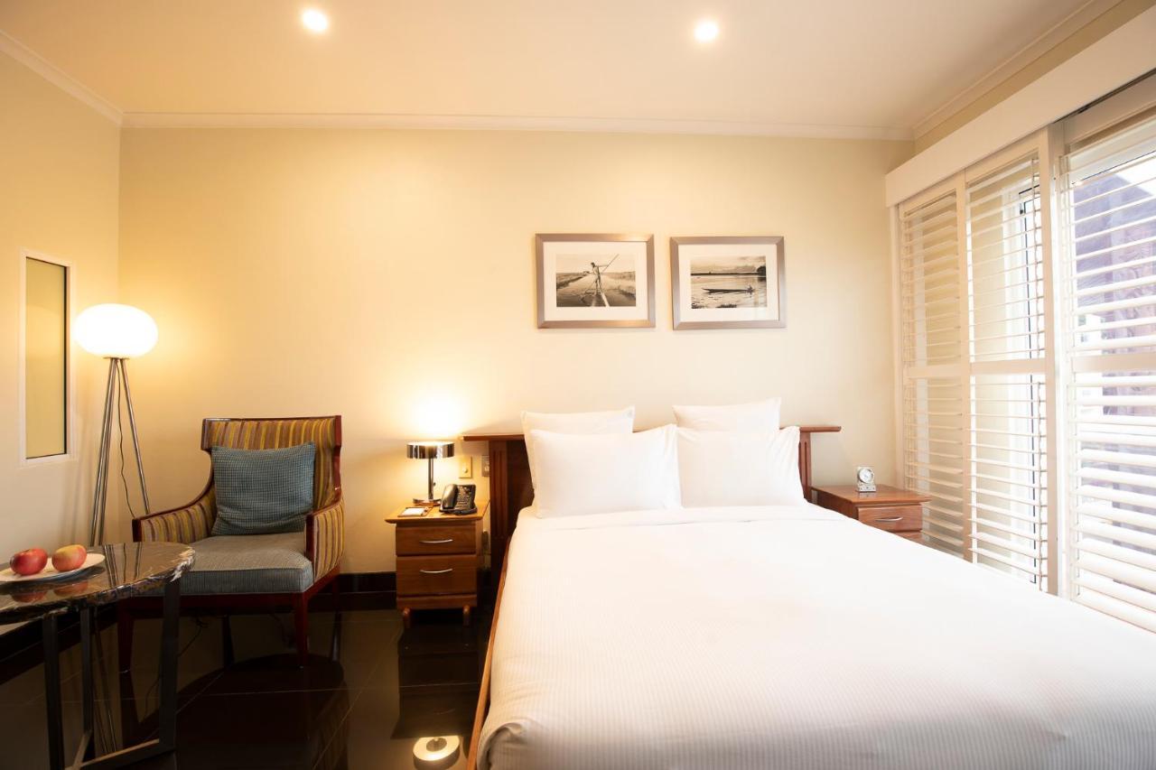 Airways Hotel Port Moresby Esterno foto