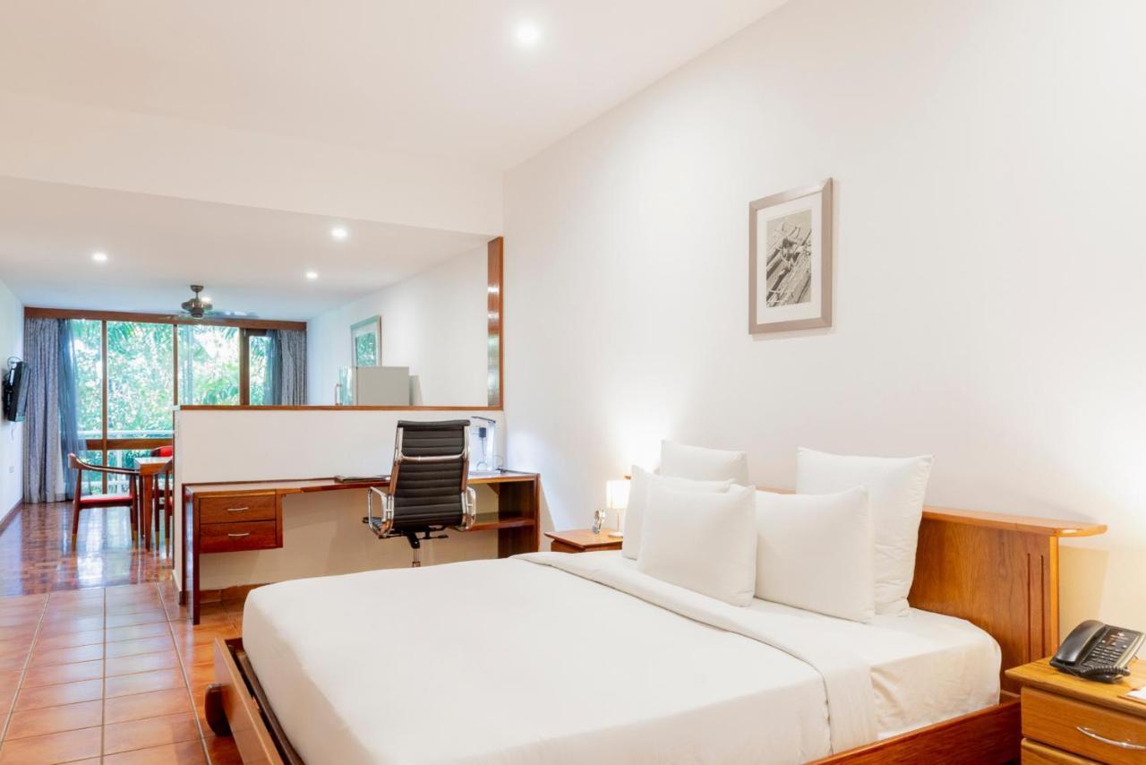 Airways Hotel Port Moresby Esterno foto