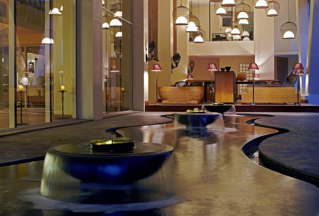 Airways Hotel Port Moresby Esterno foto
